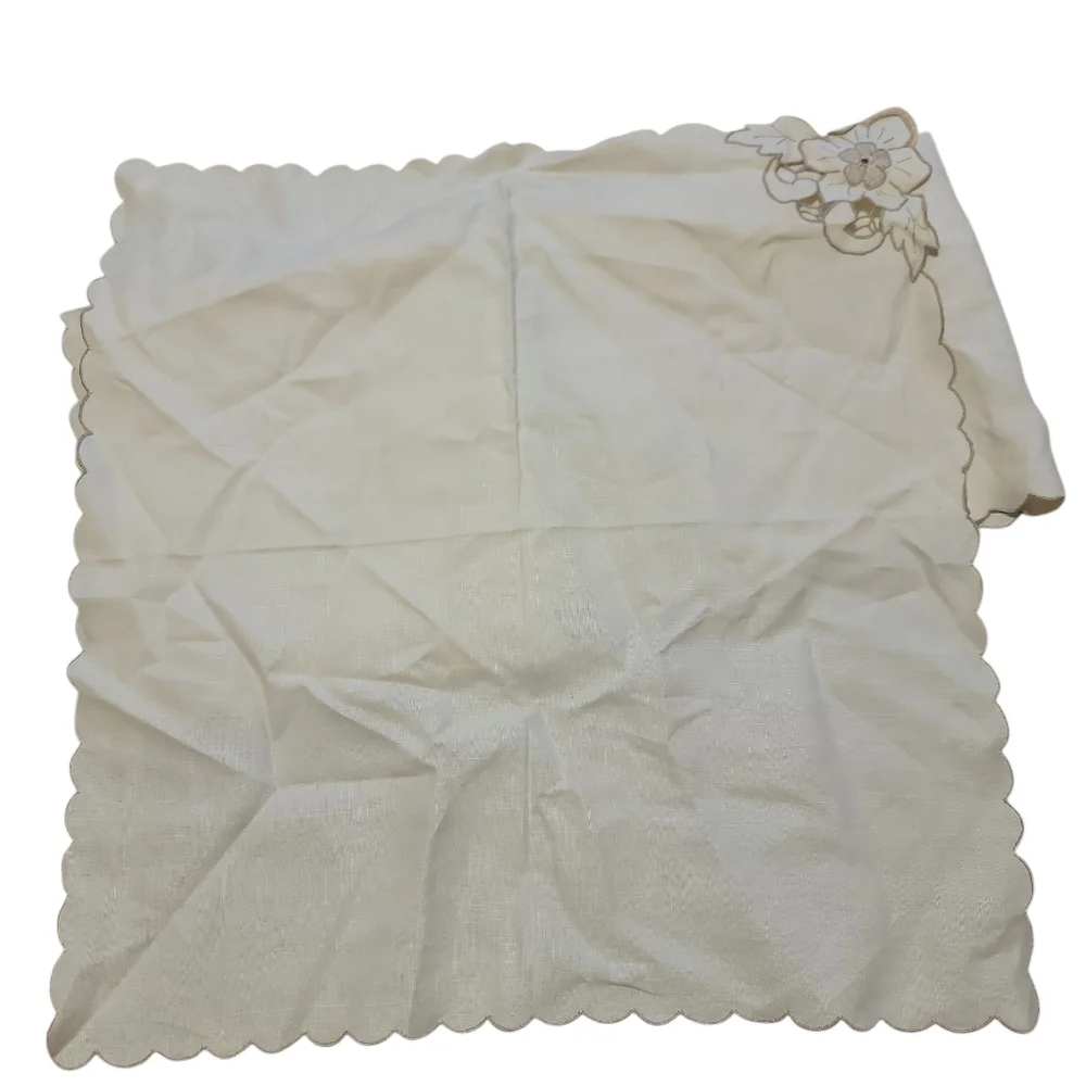 Vintage Elegant Cream Table Linens with Floral Embroidery‎ Lot Of 3 Portugal